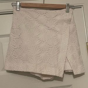 Lilly Pulitzer White Eyelet Embroidered Skort